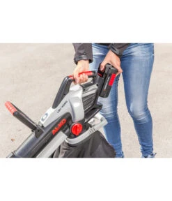 AL-KO Akku-Laubbläser/-sauger LBV 4090 27 AL-KO Akku-Laubbläser/-sauger LBV 4090 -Gardena Store 4291696 WE DE 004 AlkoAkkulaubblaeserLBV4090