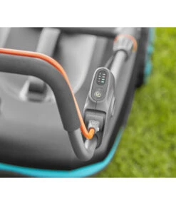 GARDENA Akku-Rasenmäher PowerMax 37/36V P4A Ready-To-Use Set -Gardena Store 6677793 WE DE 001 GardenaPowermax