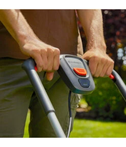 GARDENA Akku-Rasenmäher PowerMax 32/36V P4A Set -Gardena Store 6725931 WE MO 007 GARDENAAkkuRasenmaeherPowerMax3236VP4ASet 1